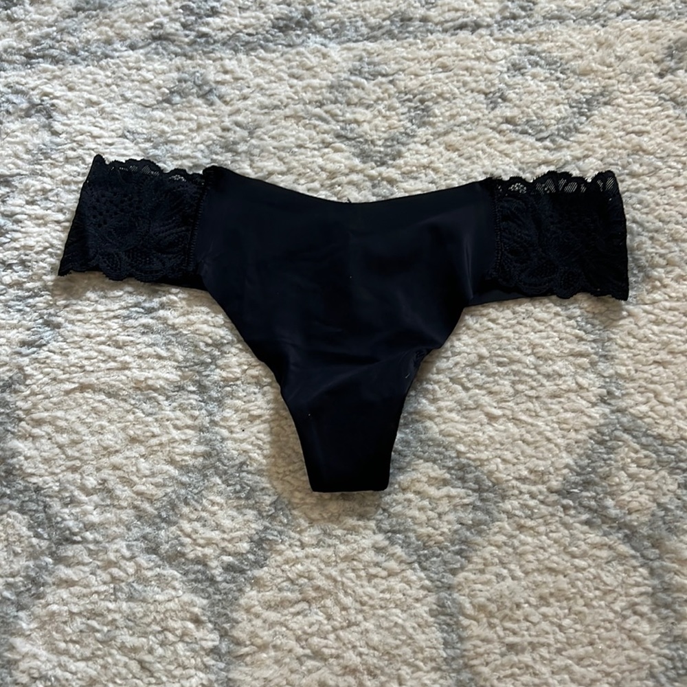 NEW Aerie Thong